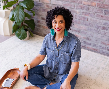 Discover You in Your Room: A Design Story Workshop