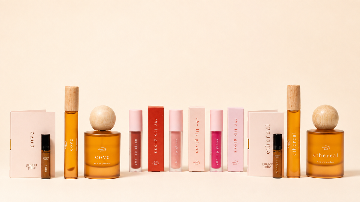 The lip gloss • poppy