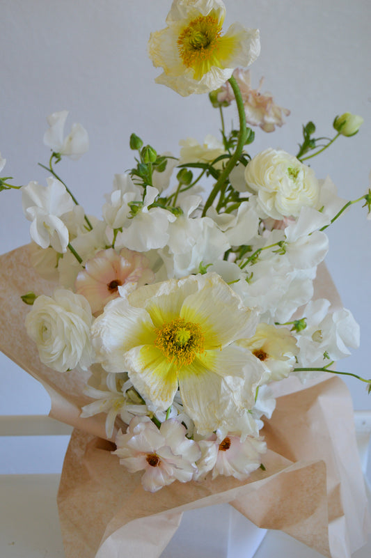 Neutral Toned Bridal Bouquet